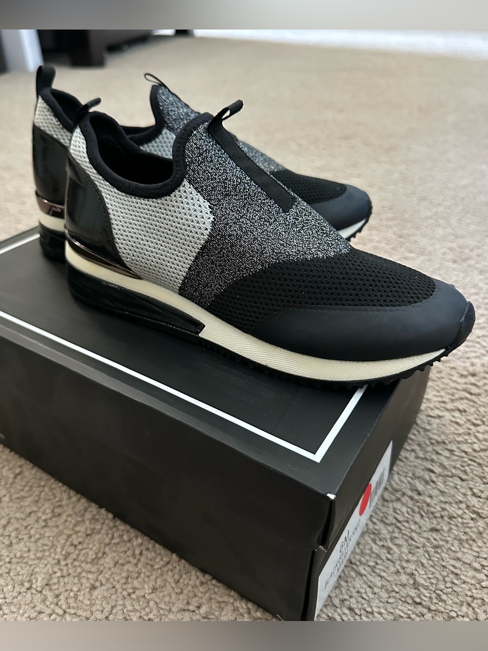 NEW JSlides Mari Black & Silver Slip-on Sneakers